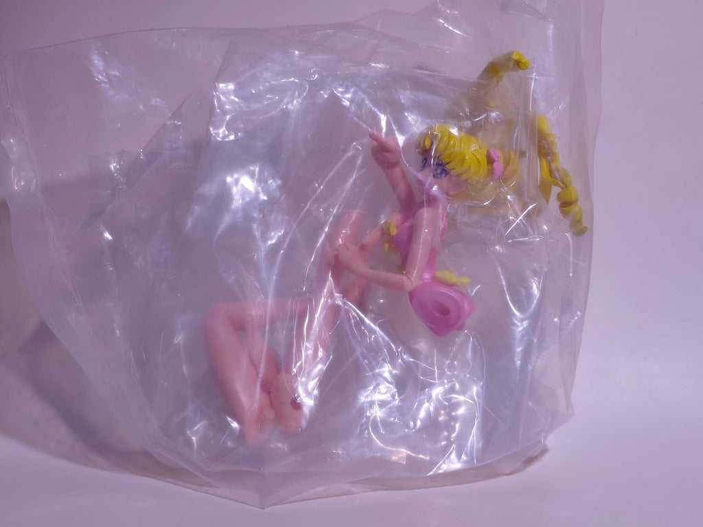 HGIF Sailor Moon Usagi Tsukino Gashapon Swimsuit Version Bandai (2003 Original)