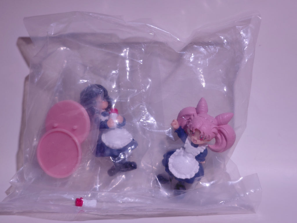 HGIF Sailor Moon World 5 Eternal Sailor Moon Figure - Chibiusa & Hotaru Tomoe (child) (2003 Original)