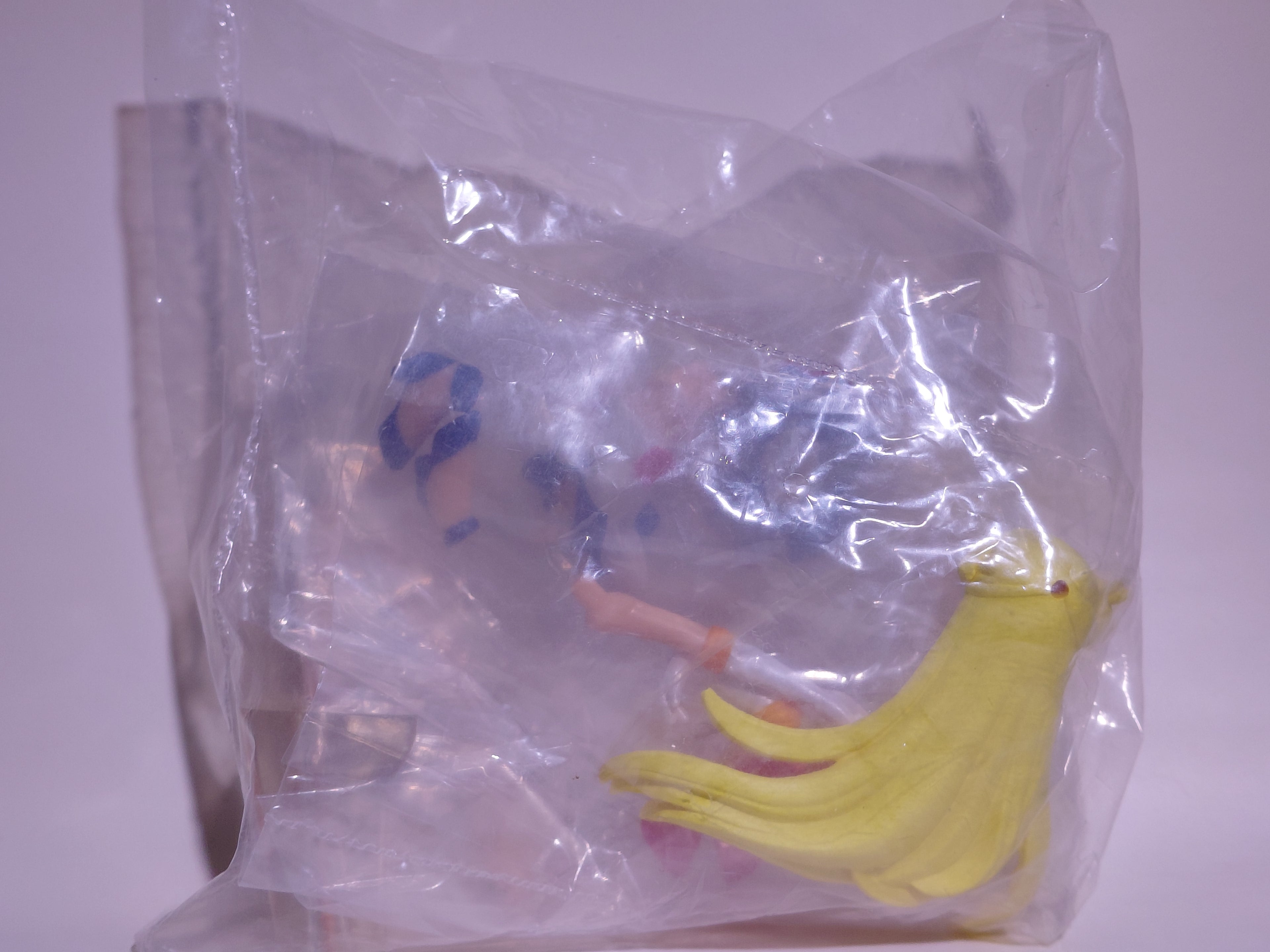 HGIF Gashapon Mini Figure Sailor Moon World 3 - Sailor V Unopened(2003 Original)