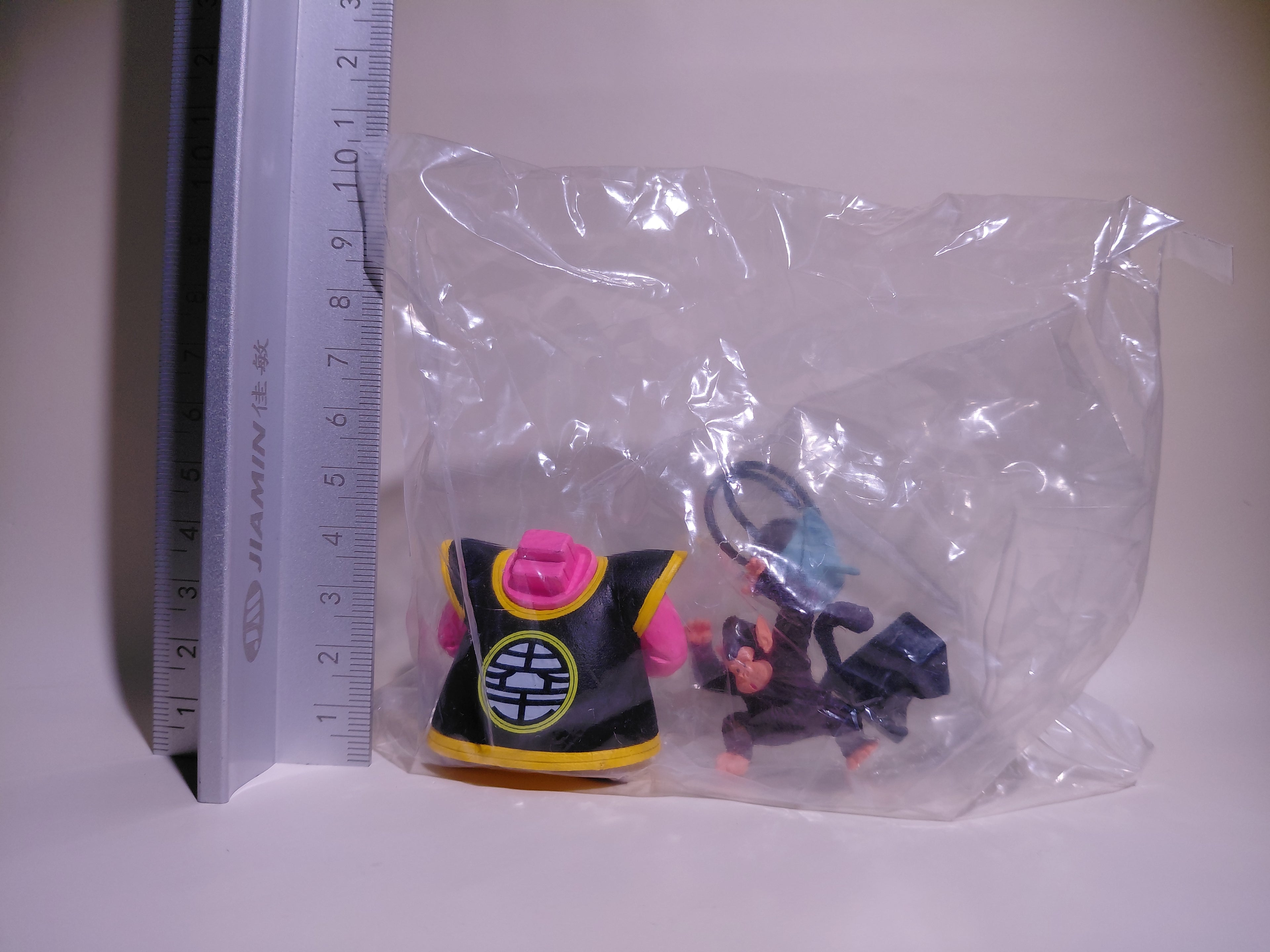 HG Dragon Ball Z 19 The Strongest Son Goku! Majin Showdown King Kai & Bubbles