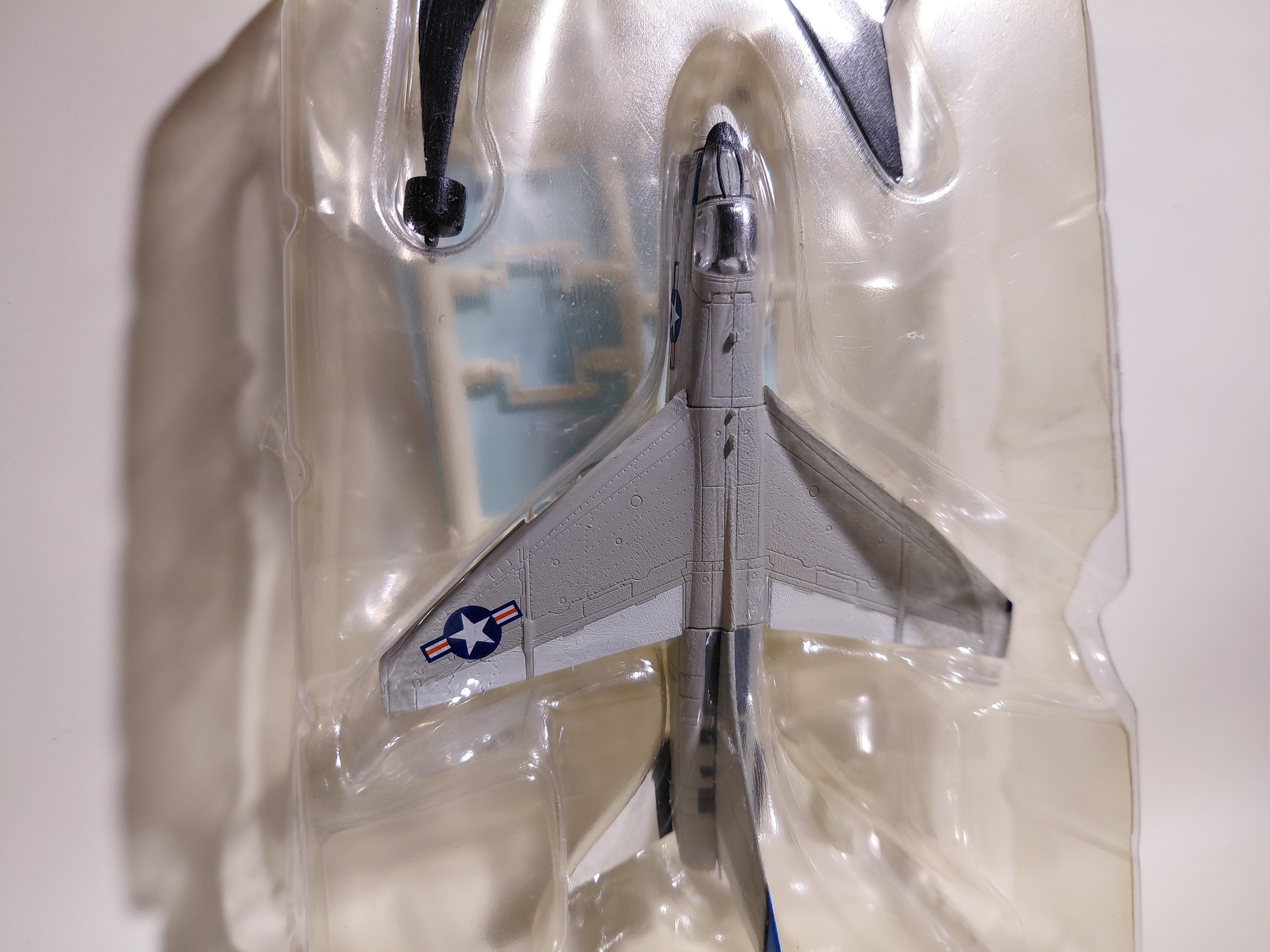 1/144 F-toys U.S.NAVY Collection vol.1 #3a A-7E Corsair II U.S.NAVY VA-113 Stingers