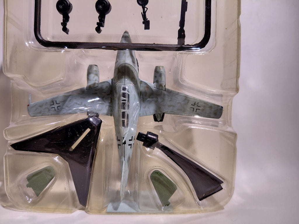 Me262B 1/144 03B Luftwaffe 11th Night Fighter Aviation 10th Squadron Early Jet Collection F-Toys