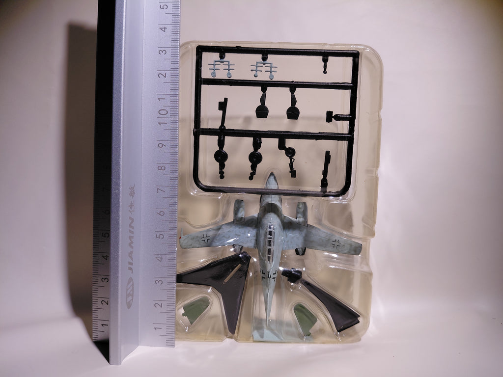 Me262B 1/144 03B Luftwaffe 11th Night Fighter Aviation 10th Squadron Early Jet Collection F-Toys
