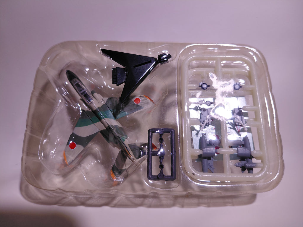 Secret itemF-toys JASDF vol.3 T-4 #2S 306th Tactical Fighter Squadron (Komatsu Air Base)