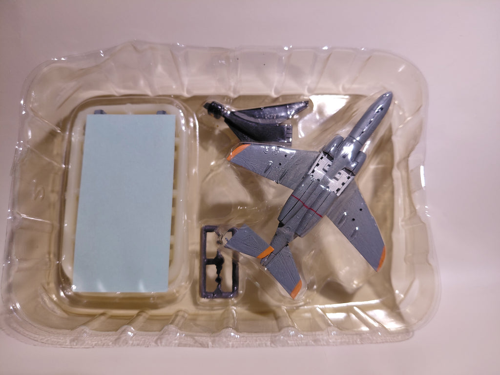 F-toys JASDF Collection 3 Japan Air Self-Defense Force T-4 1/144 #2a 31st Training Squadron Blue Impulse