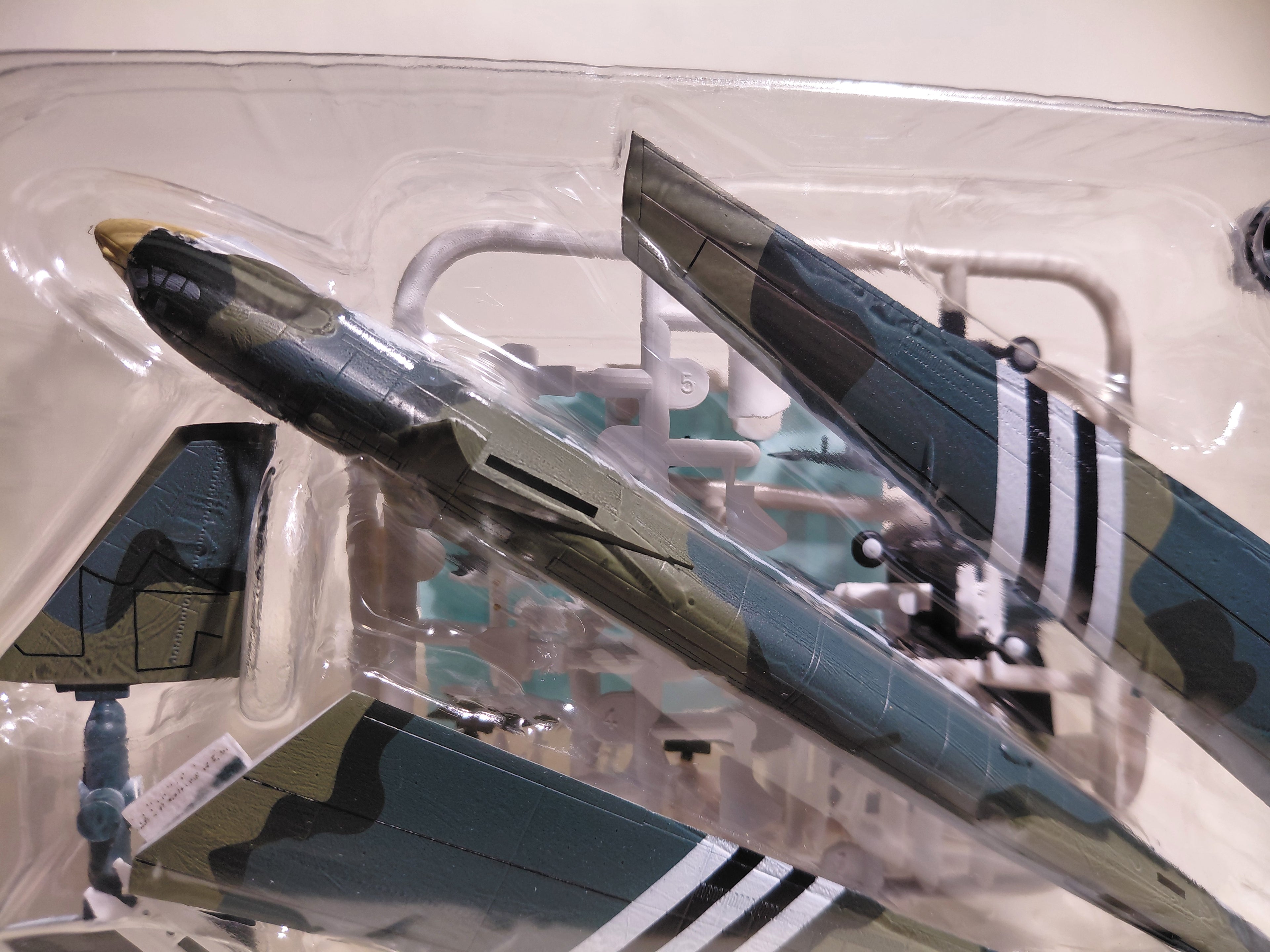 F-TOYS 1/300 Stategic Bomber #3 B-52H Stratofortress 644th Bombardment Wing