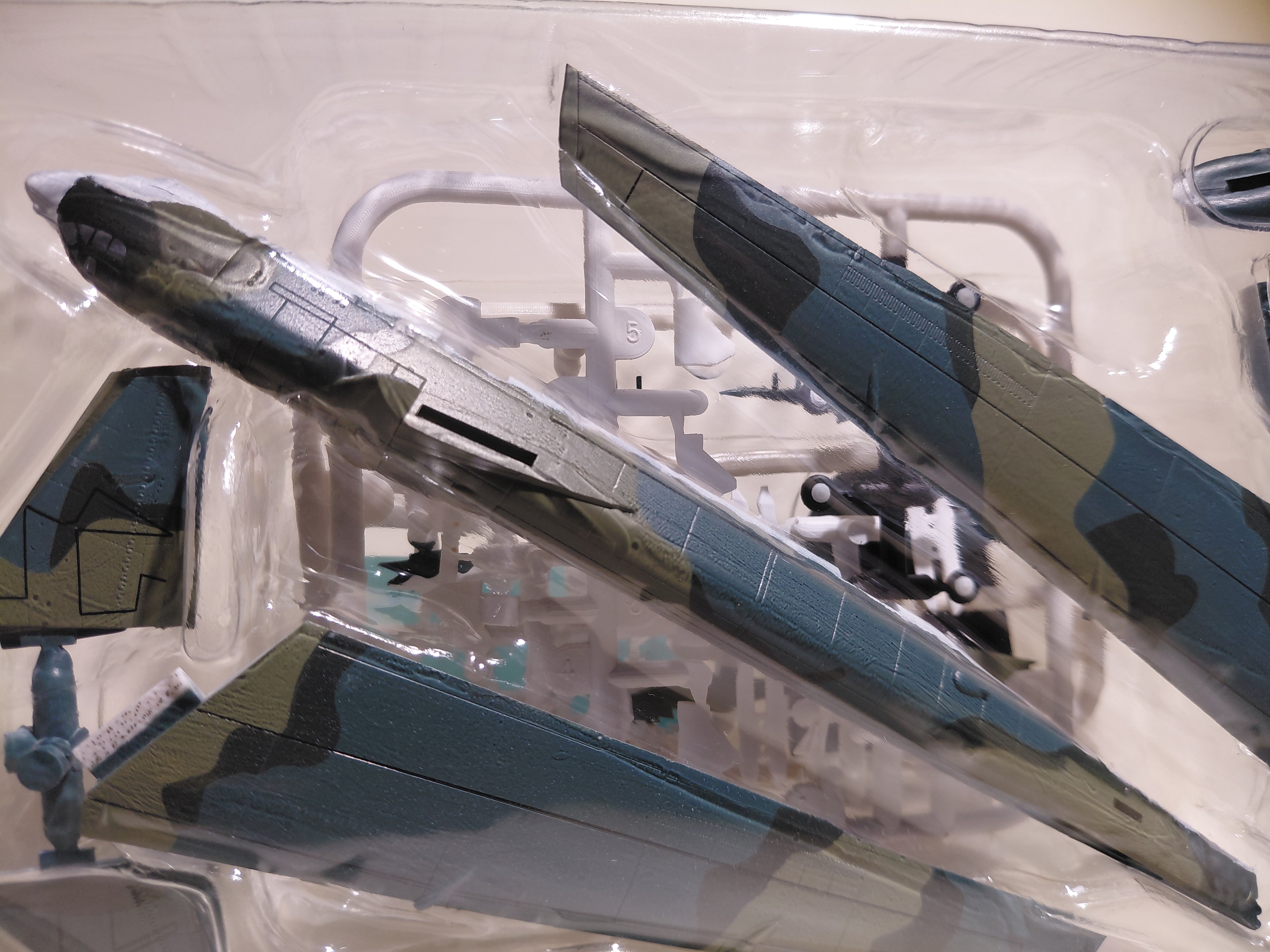 F-TOYS 1/300 Stategic Bomber #2 B-52H Stratofortress 319th Bomb Wing