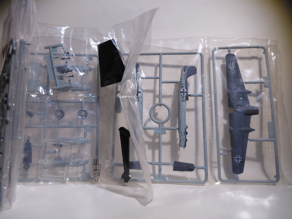 TAKARA TOMY 1/144 World Masterpiece Series 3 ⑧ Focke-Wulf Ta152V-3