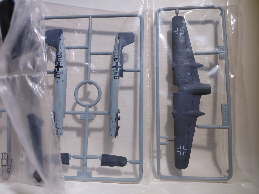 TAKARA TOMY 1/144 World Masterpiece Series 3 ⑧ Focke-Wulf Ta152V-3