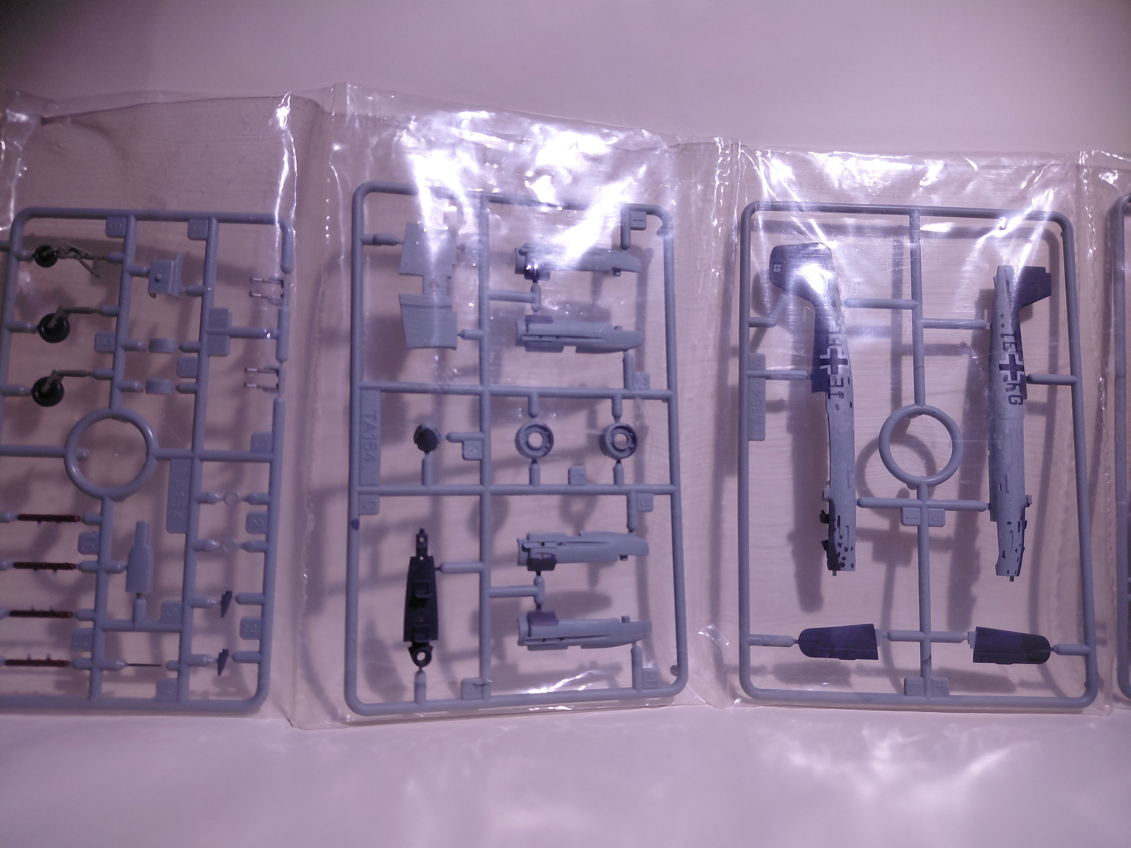 TAKARA TOMY 1/144 World Masterpiece Series 3 ⑧ Focke-Wulf Ta152V-3