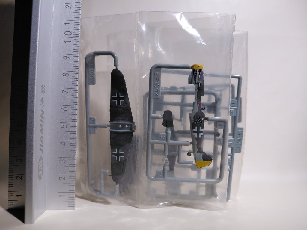 Takara 1/144 Messerschmitt Bf109E-4/7 Hasegawa Plastic Model Kit 2