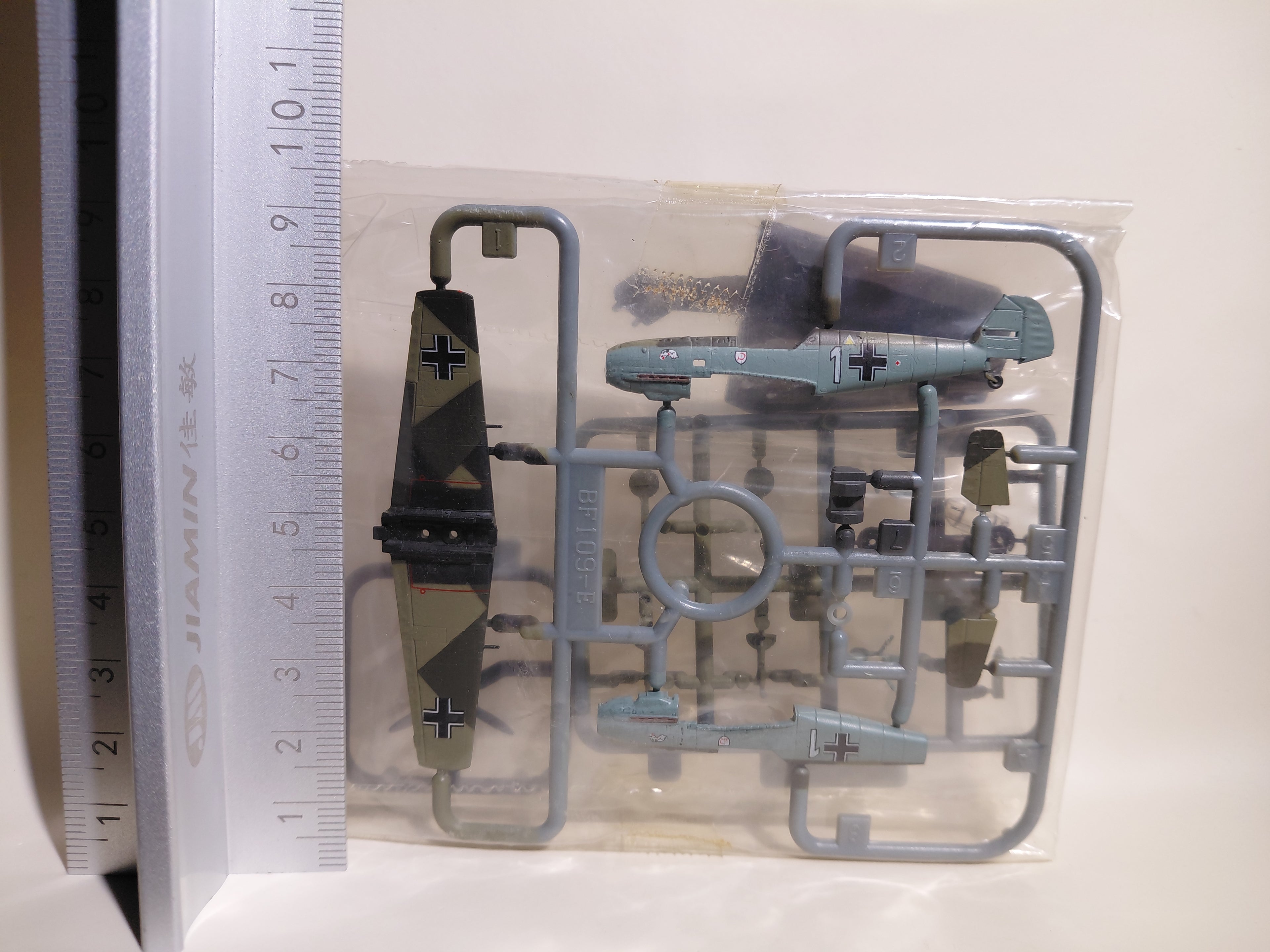Takara 1/144 World's Masterpiece Aircraft Series 2 [1] Messerschmitt Bf109E-3