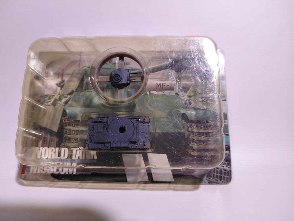 Trading Figure: Panzer 41.II (Single-Color Camouflage) "World Tank Museum Series 03" Takara