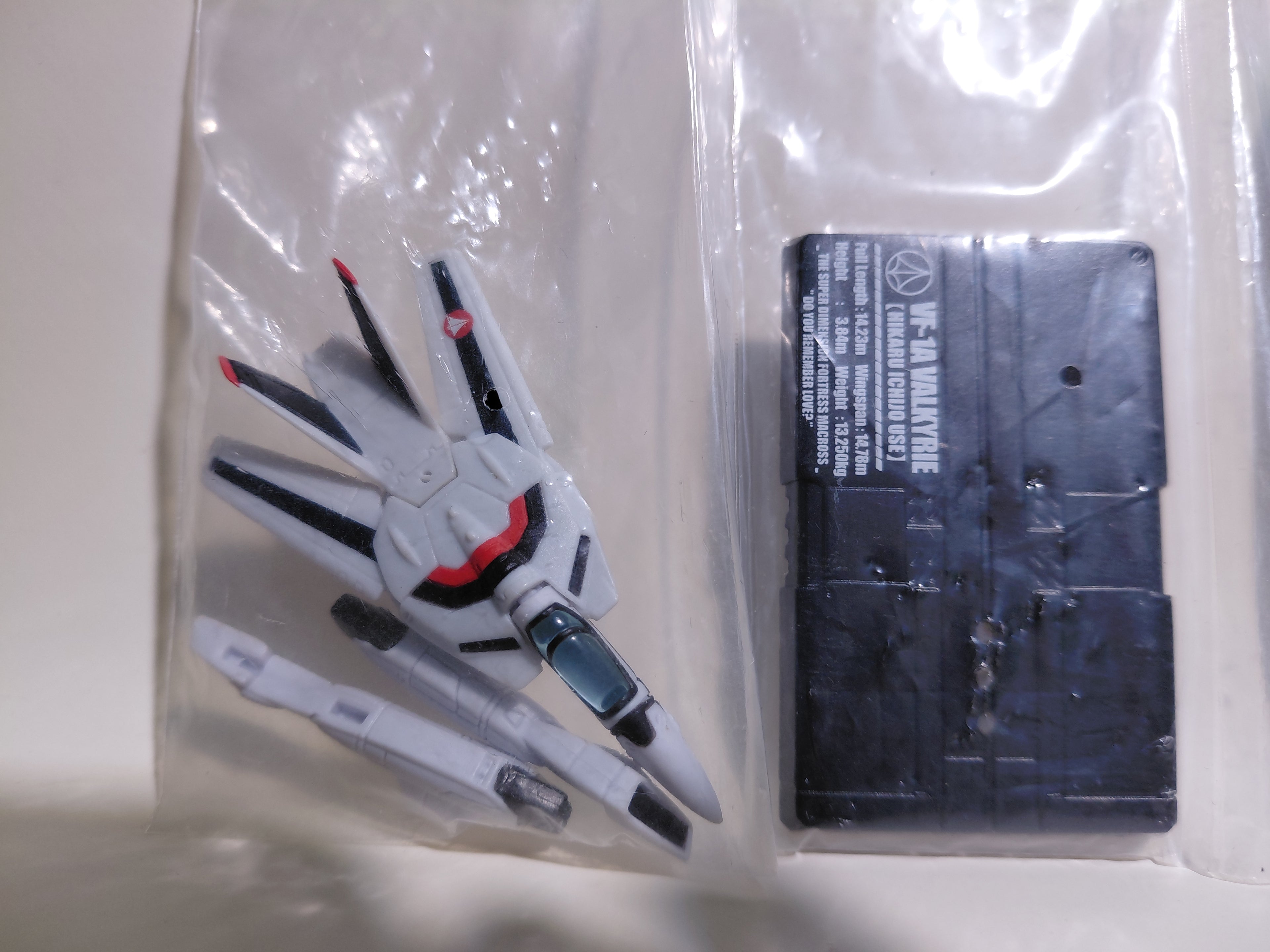 Bandai VF-1A Hikaru Ichijo's Unit Theatrical Version Skull Squadron Macross Fighter Collection 2 Figure Super Dimension Fortress Macross 1/250