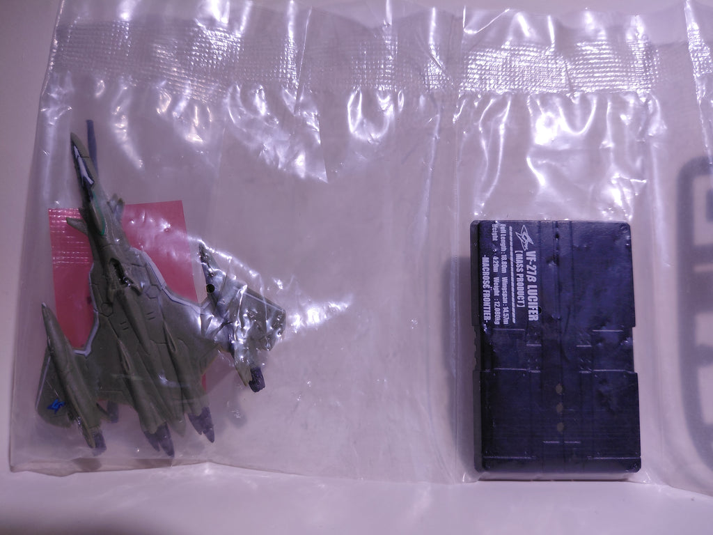 Bandai Macross Fighter Collection 2 VF-27β Macross 1/250