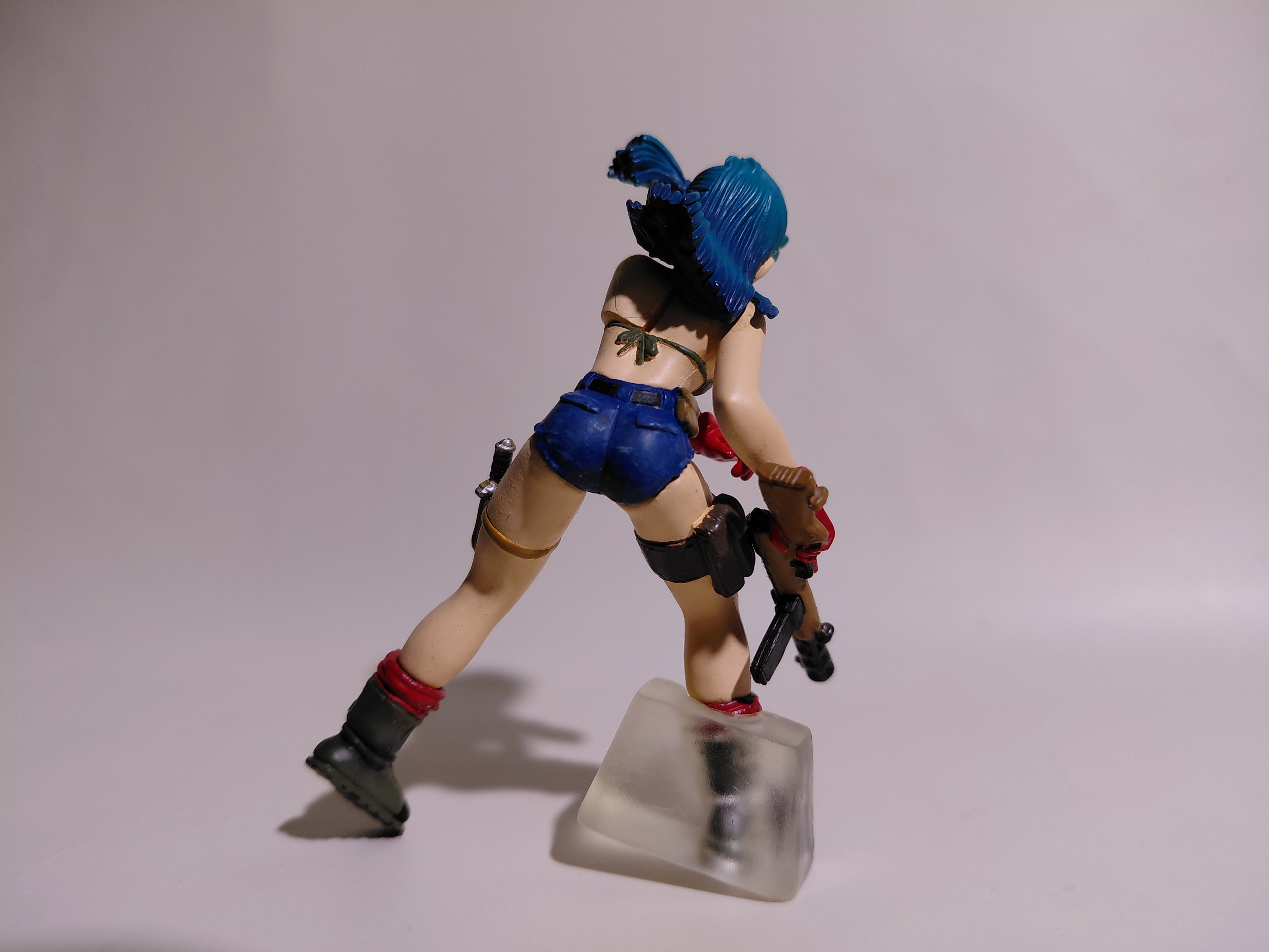 Bandai Dragon ball Z HG Gashapon Figure Part 2 Bulma