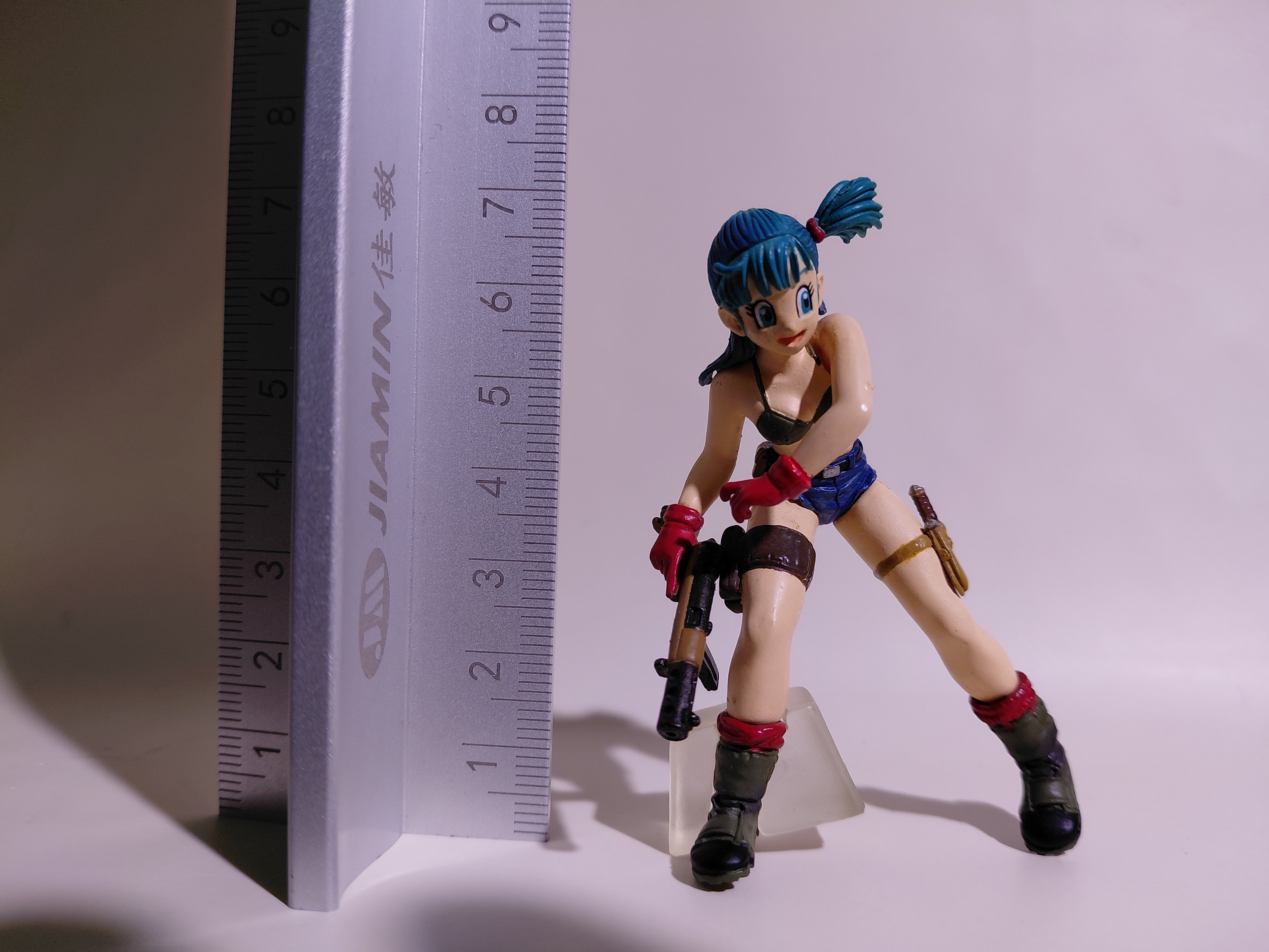 Bandai Dragon ball Z HG Gashapon Figure Part 2 Bulma