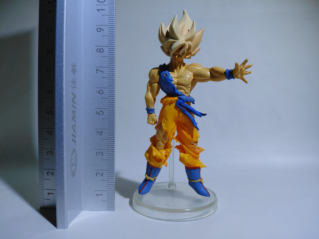 Bandai HG Dragon Ball Z 2: Legendary Super Saiyan Saga -Goku