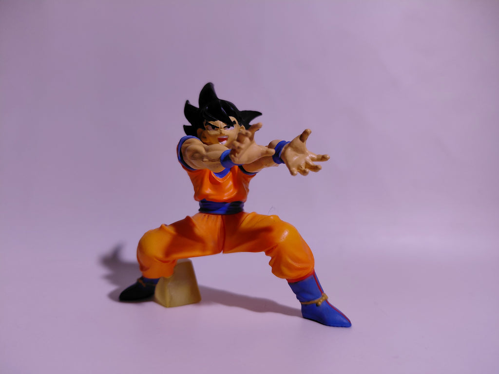 Bandai HG Dragon Ball Z 2: Legendary Super Saiyan Saga - Son Goku Figure Kamehameha Pose