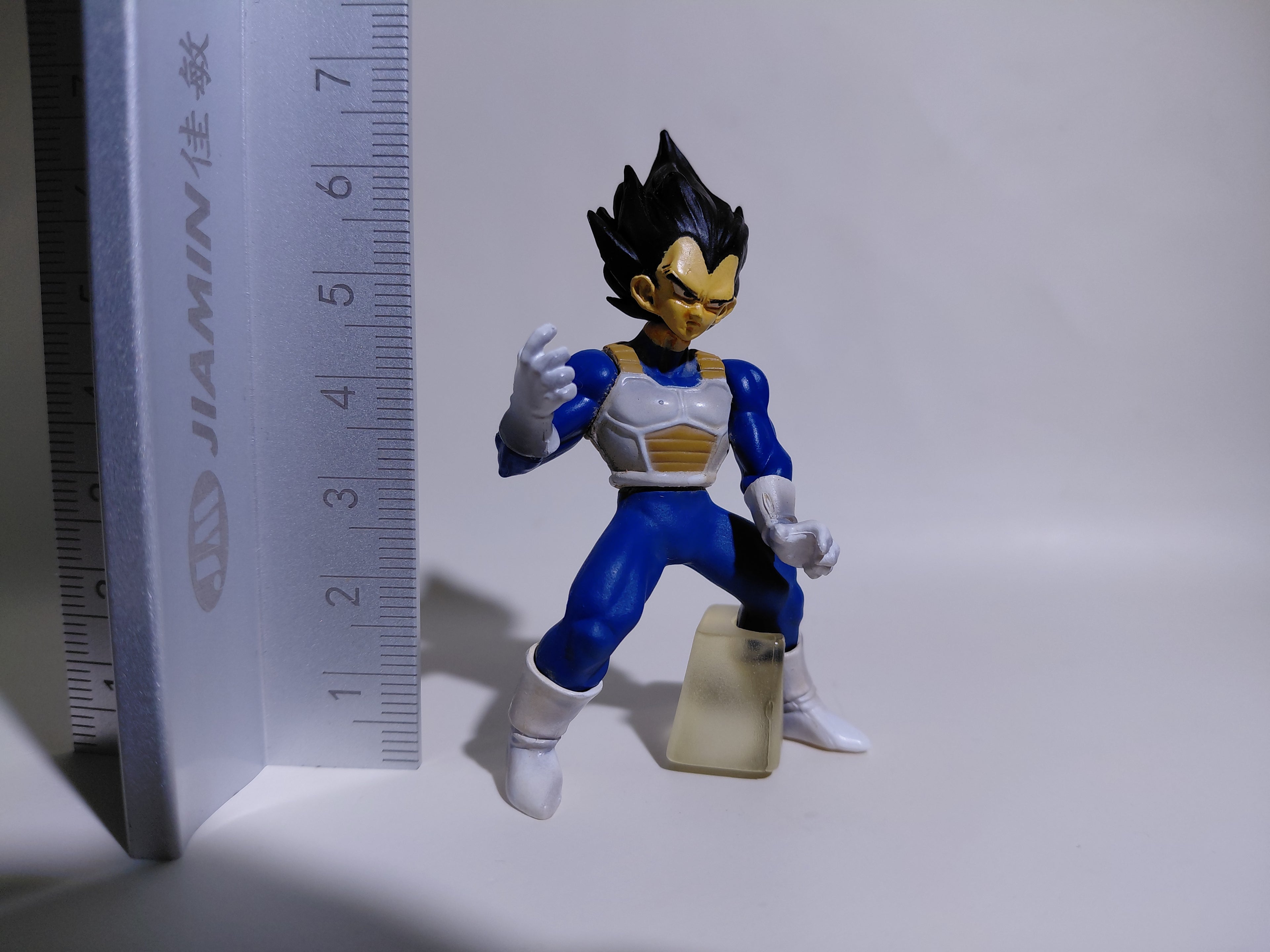 Bandai HG Dragon Ball Z 2: Legendary Super Saiyan Saga - Vegeta