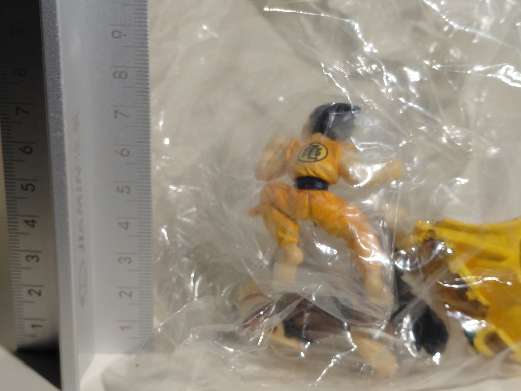 Dragon Ball Z Imagination Figure 8: Raditz Vs Son Goku Goko