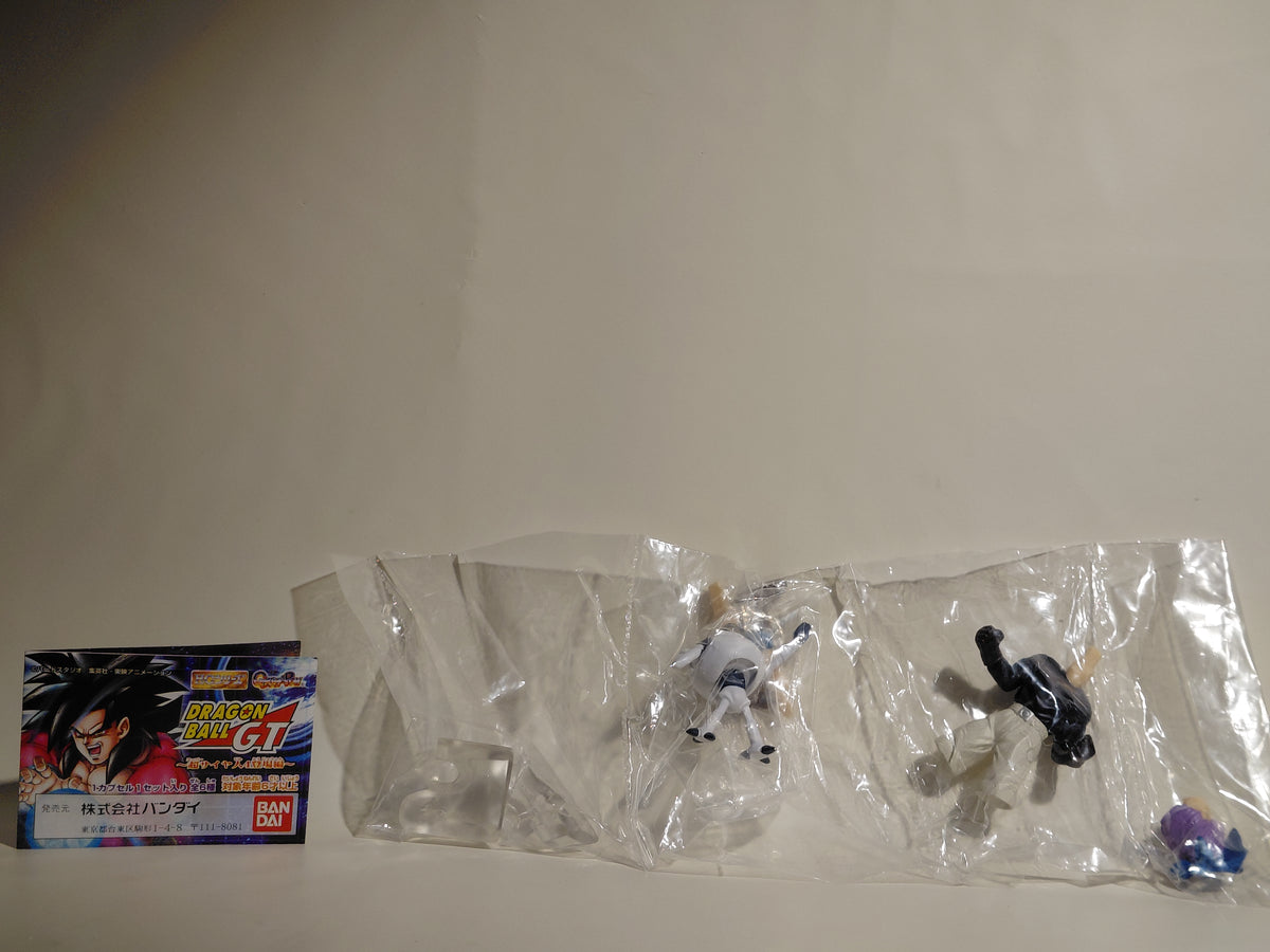 Dragon Ball GT 2006 - Trunks & Robot Gil