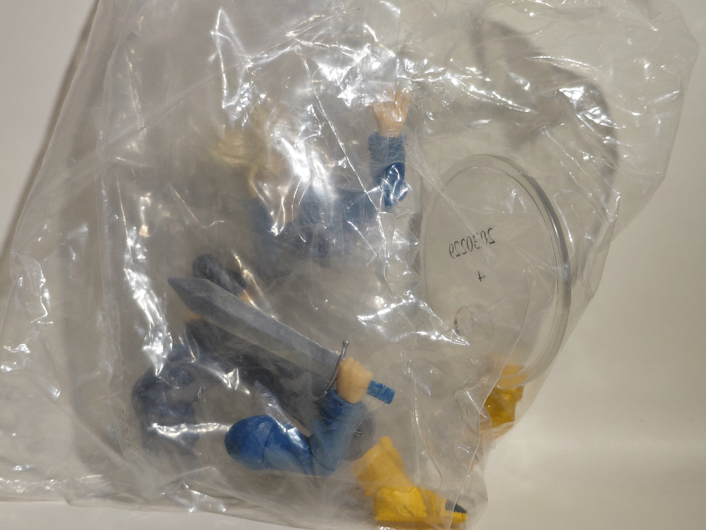 HG PLUS Action Pose Dragon Ball Z Gashapon - Super Saiyan Trunks