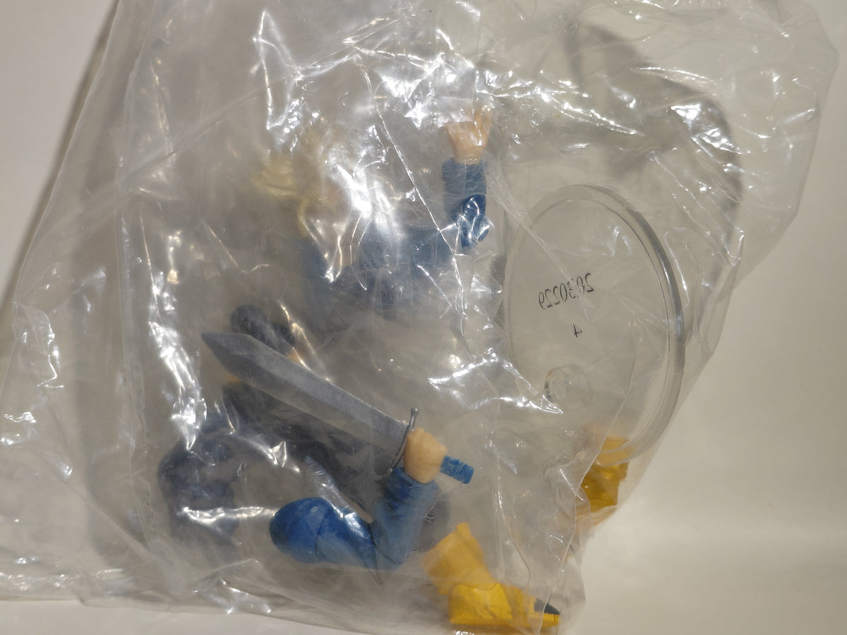 HG PLUS Action Pose Dragon Ball Z Gashapon - Super Saiyan Trunks