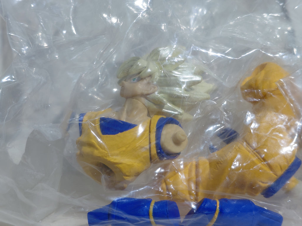 HG PLUS Action Pose Dragon Ball Z Gashapon - Goku Super Saiyan