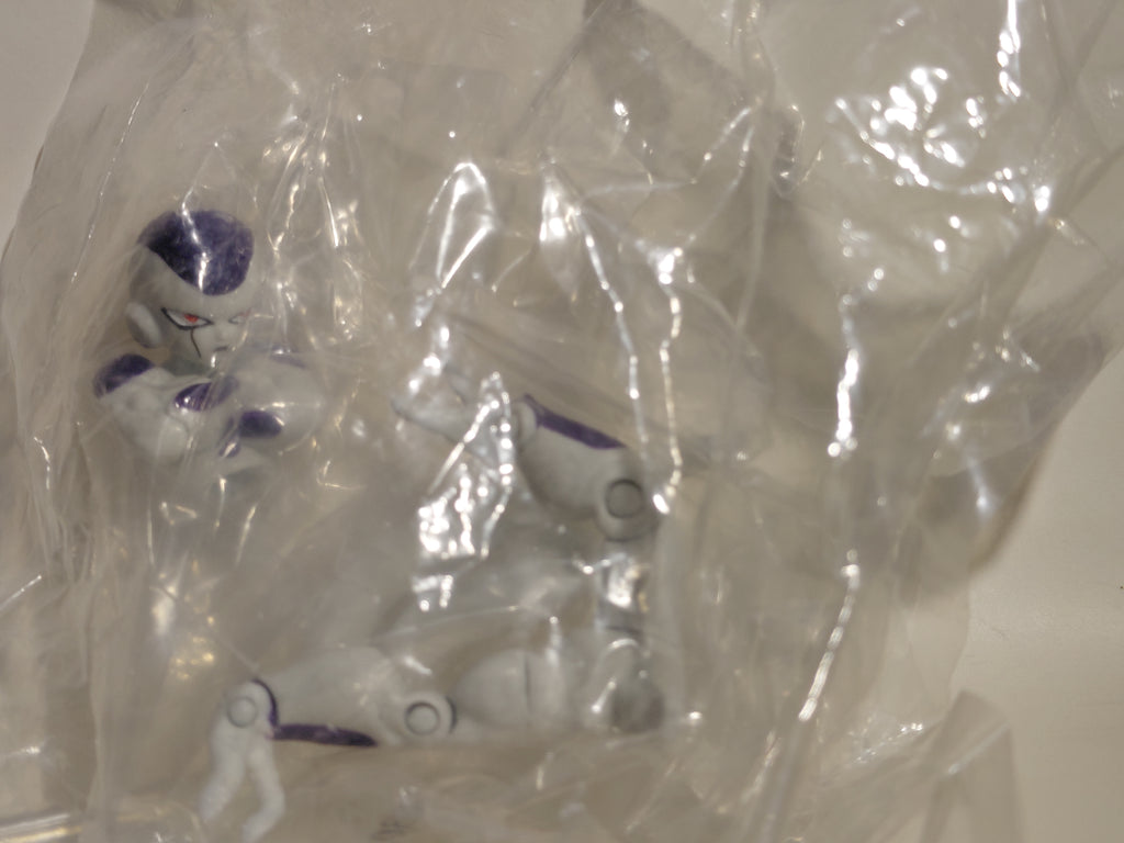 HG PLUS Action Pose Dragon Ball Z Gashapon - Frieza Final Form
