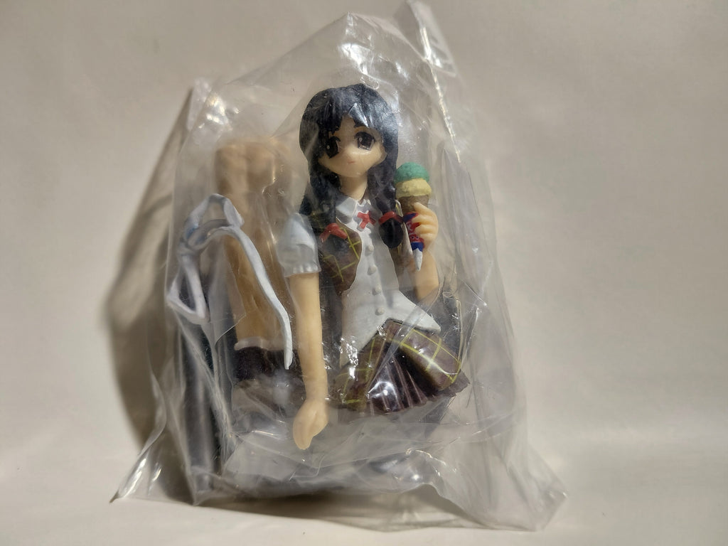 Nana Kimishima 3.5” Figure Kotobukiya Welcome to Pia Carrot Sitting Ice Cream