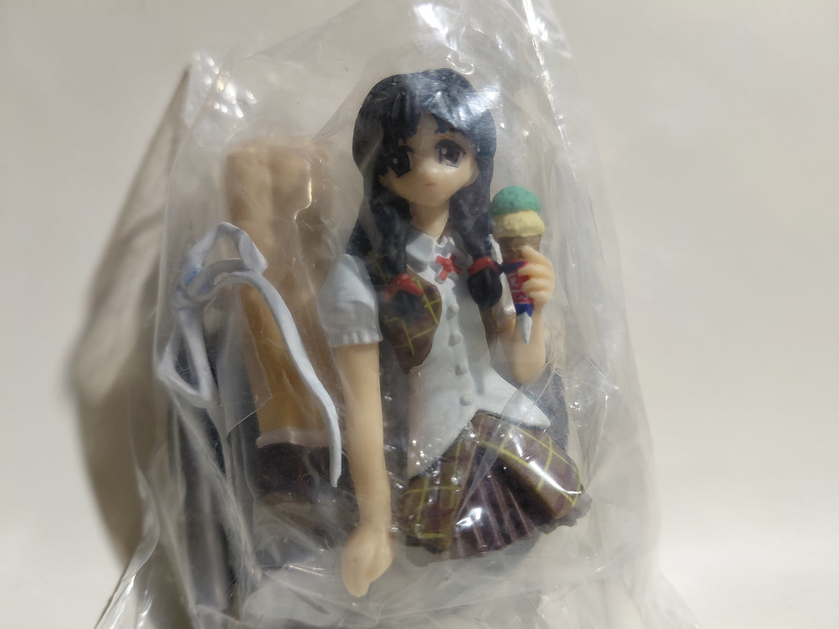 Nana Kimishima 3.5” Figure Kotobukiya Welcome to Pia Carrot Sitting Ice Cream
