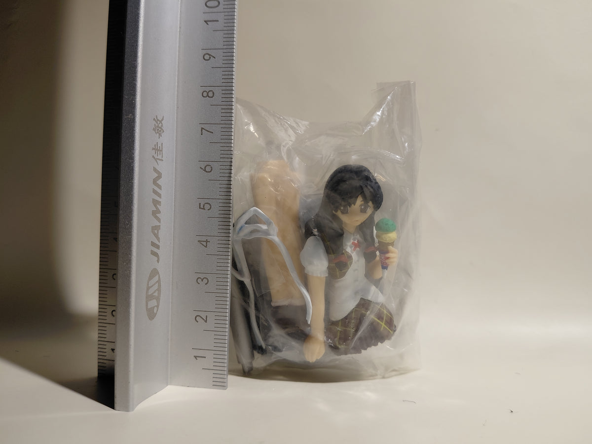 Nana Kimishima 3.5” Figure Kotobukiya Welcome to Pia Carrot Sitting Ice Cream