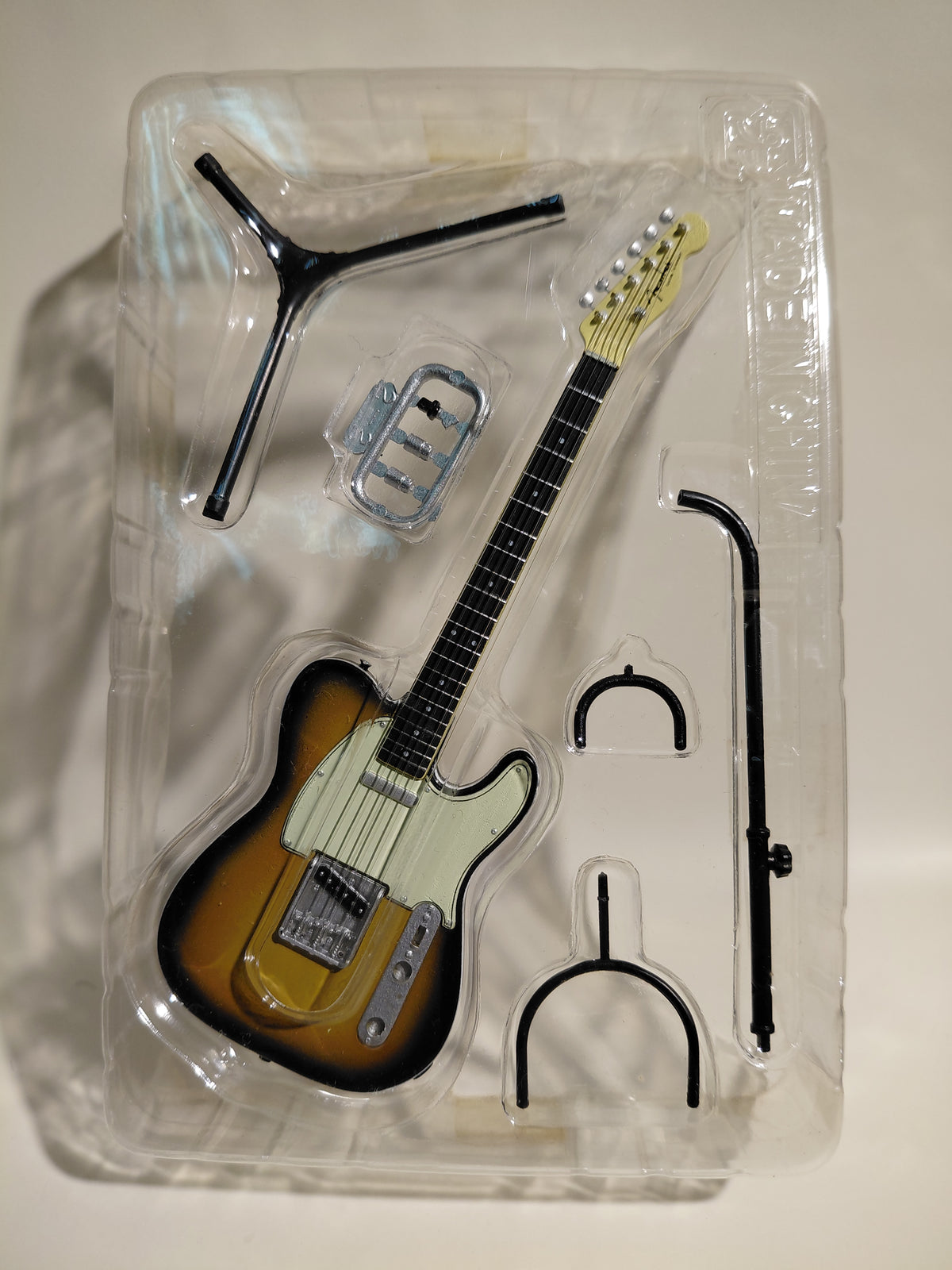 F-toys Fender Guitar Collection 60s Custom TELECASTER - Custom Telecaster - 3 colors Sunburst "Fender Guitar Collection"
