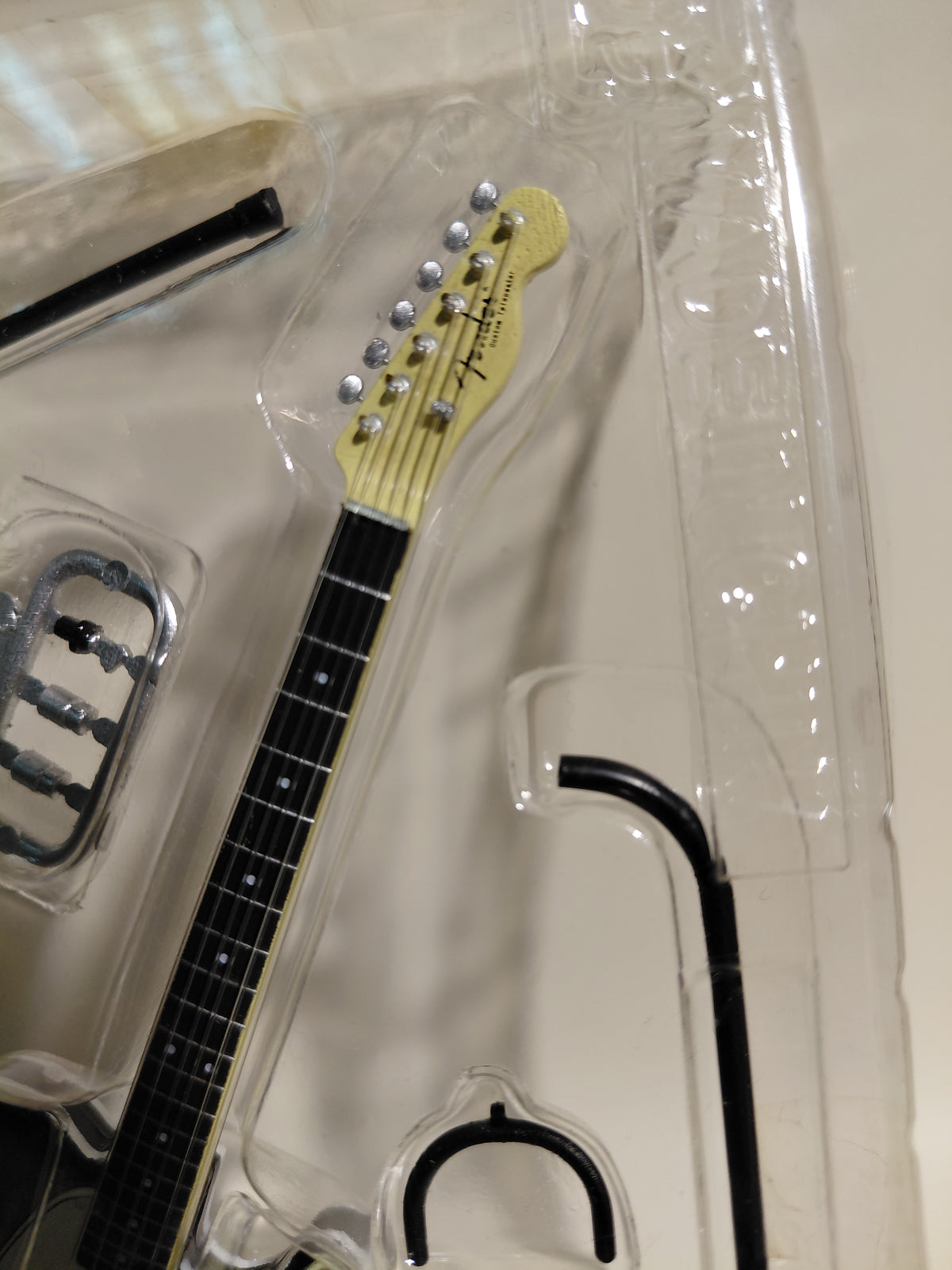 F-toys Fender Guitar Collection 60s Custom TELECASTER - Custom Telecaster - 3 colors Sunburst "Fender Guitar Collection"