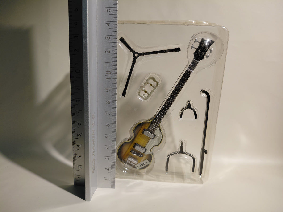 GRECO Violin Bass VB-100 ~THE GUITAR LEGEND by Zemaitis & Greco~ 1/8 Scale Official Guitar Figure ★Paul McCartney ☆Guitar Figure ☆Miniature