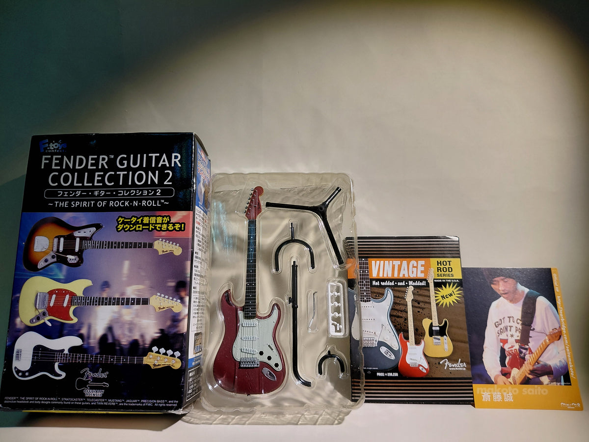 Fender 1/8 Guitar Collection 2 '62 Stratocaster Matching Head Candy Apple Red