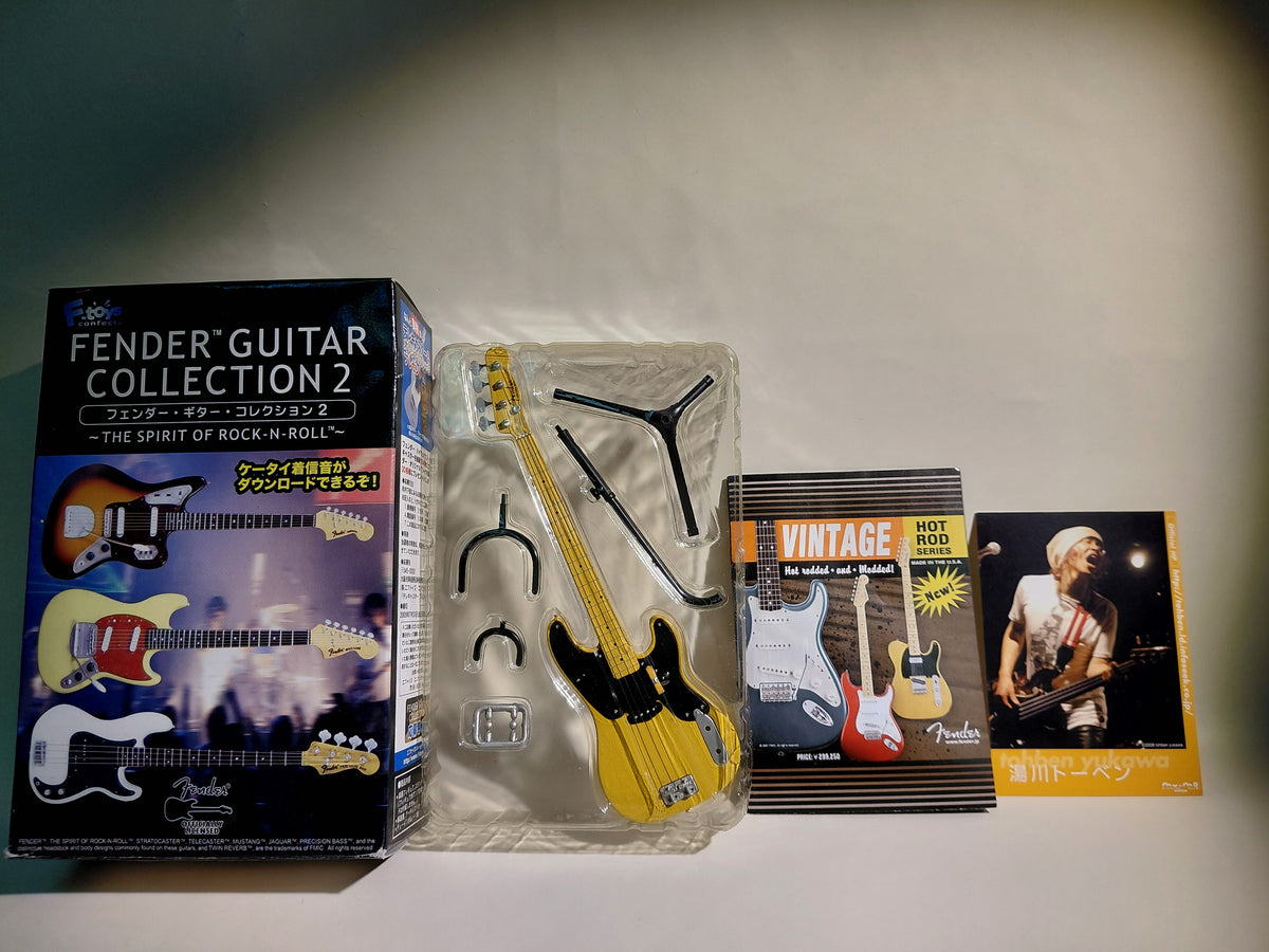 Fender 1/8 Guitar Collection 2 51' Original Precision Bass Yellow & Black Barbie