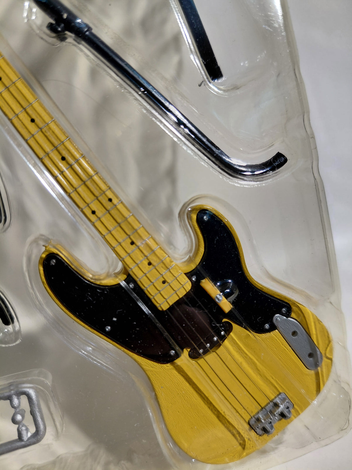 Fender 1/8 Guitar Collection 2 51' Original Precision Bass Yellow & Black Barbie