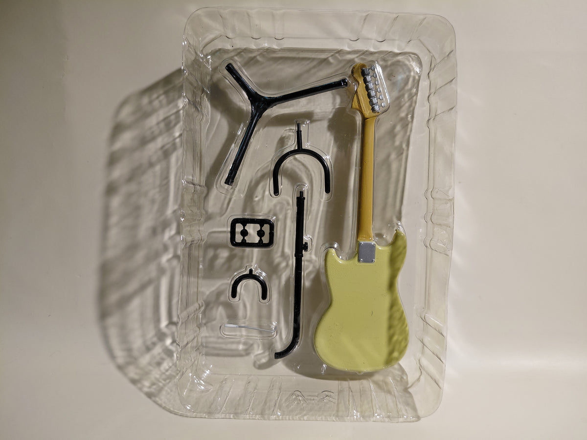 Fender 1/8 Guitar Collection 2 ~ '67 Mustang Yellow