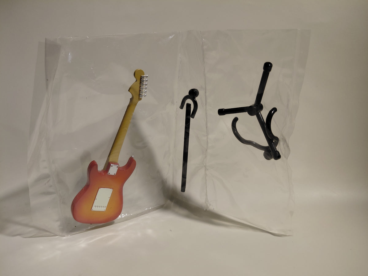 BECK 1/12 Acoustic Guitar Collection Stratocaster Type B (Hyodo Model) + Guitar Case Type B Special Version with Flocked Interior [Ryusuke Model] 5th- ⑩