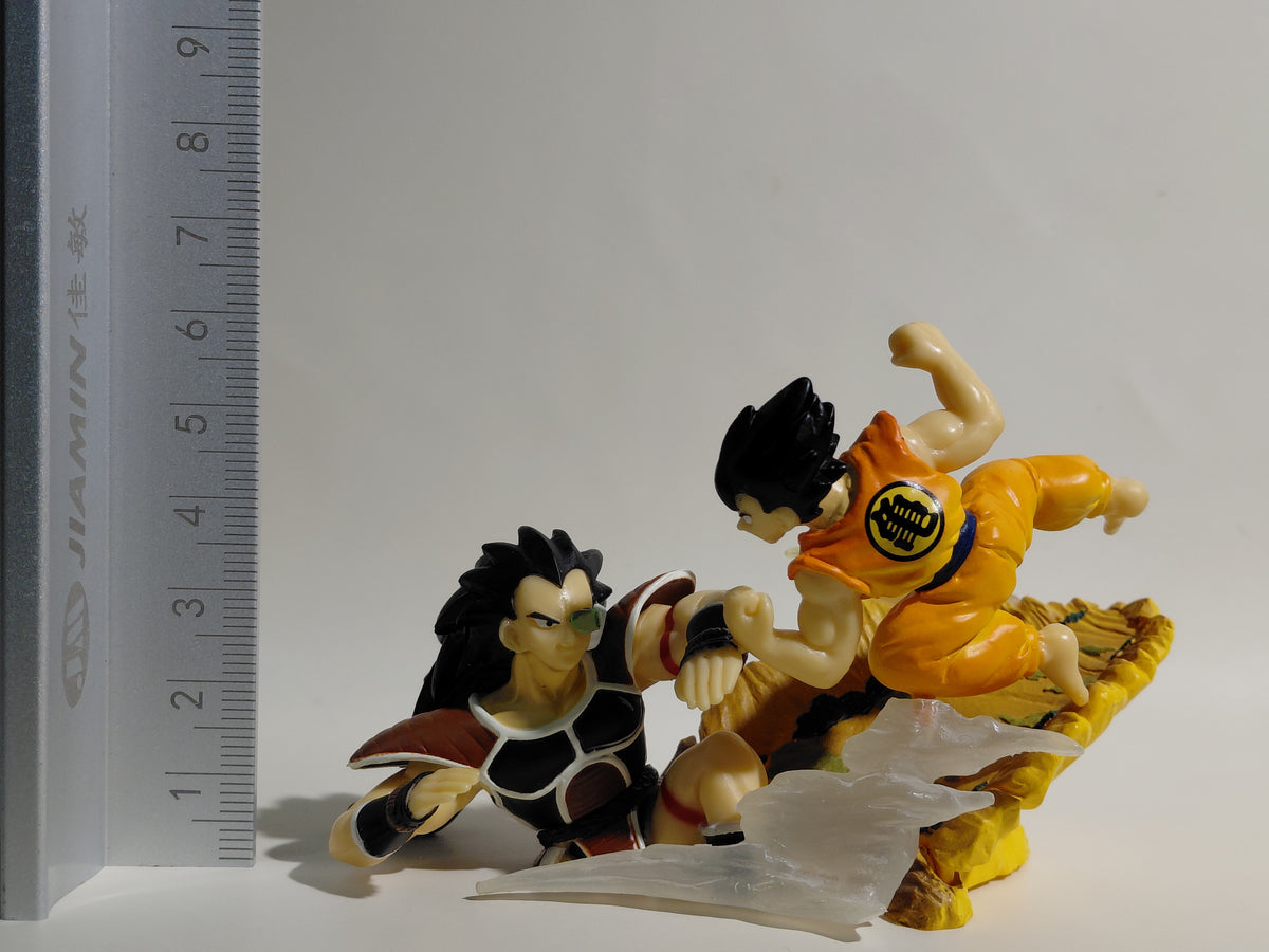 Bandai Dragon ball Z Imagination Figure Part 8 SonGoku vs Radditz