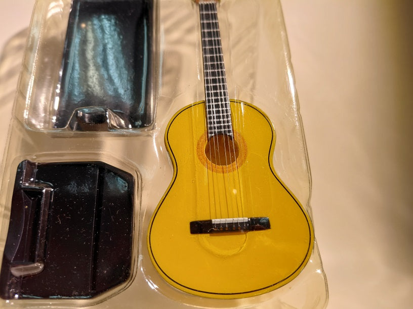 F-toys stringed instrument collection - #Secret Item Flamenco Guita