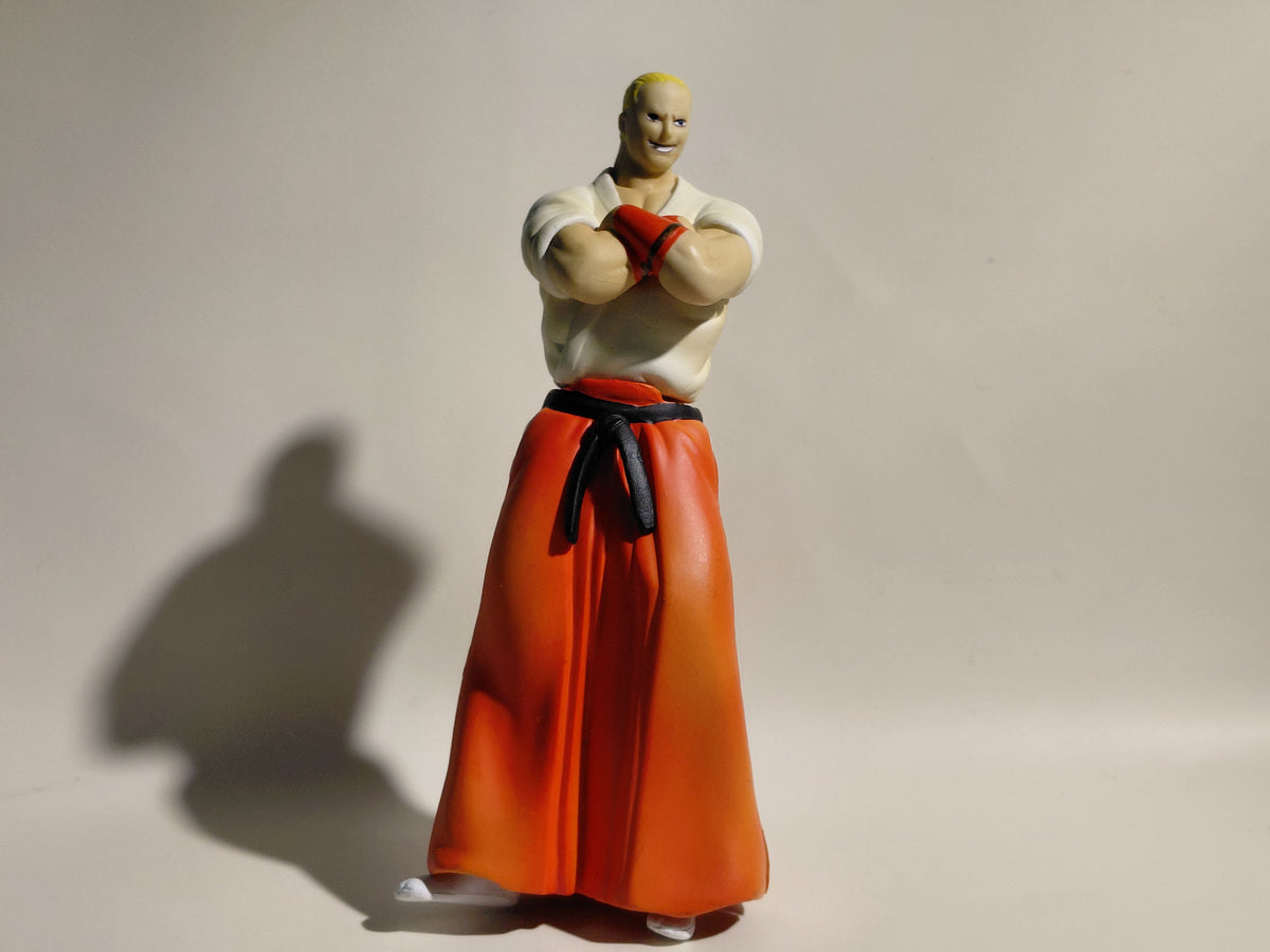 Yujin Gashapon The King of Fighters figure Geese Howard
