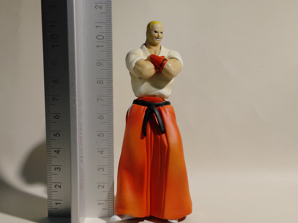 Yujin Gashapon The King of Fighters figure Geese Howard