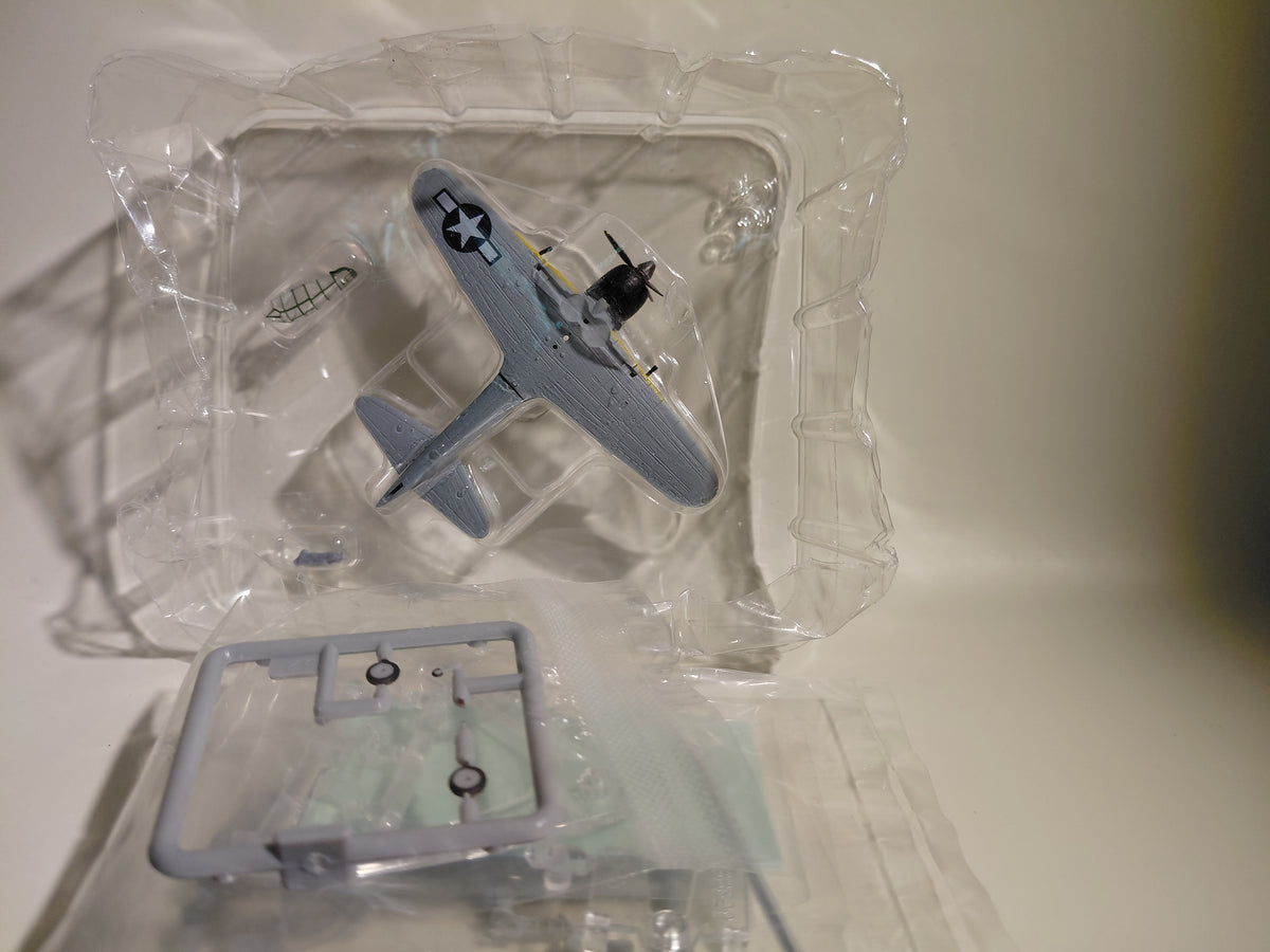 Bandai 1/144 Scale Fighter Aircraft Wing Club Collection L4 #Secret Item Zero Fighter Type 52 US Captured Aircraft TAIC5
