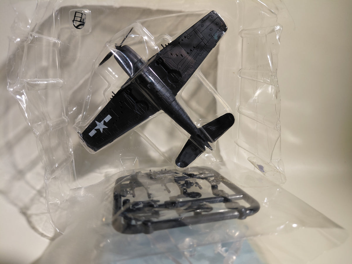 Bandai 1/144 Scale Fighter Aircraft Wing Club Collection L Part 2 #5 Grumman F6F-5 Hellcat