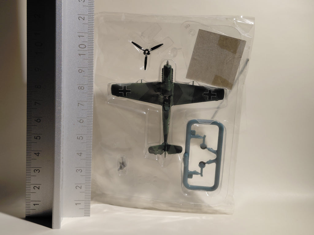 1/144 scale Wing Club Collection Part 1  German Messerschmitt Bf109E-3 (Flying)