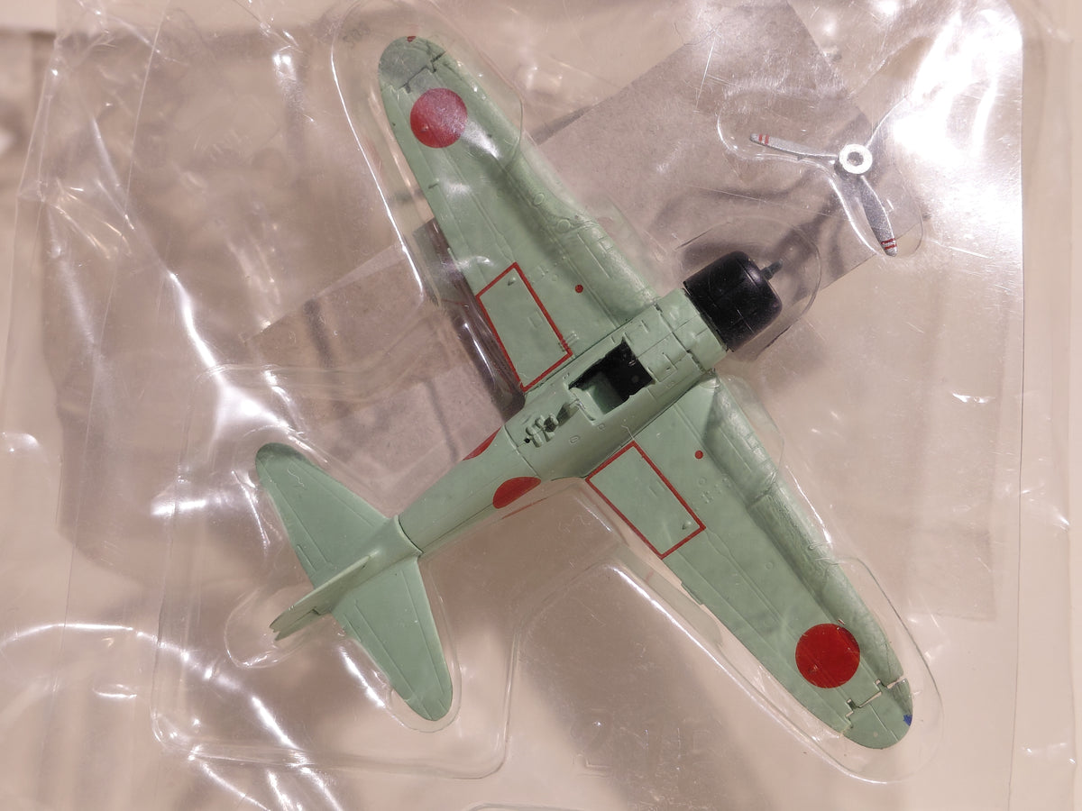 1/144 scale Wing Club Collection Part 1  Mitsubishi A6M2 (Flying)