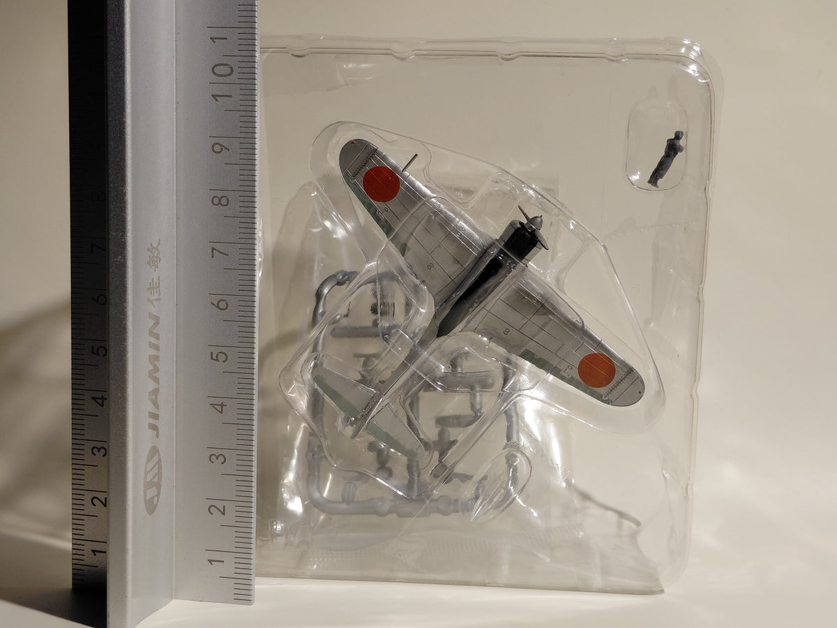 Bandai 1/144 scale Wing Club Collection L #1 Type 1 Fighter Hayabusa Model 1 Japanese Army Ki-43